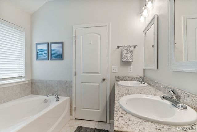 95 Bristol Lane, Wetumpka, AL 36092