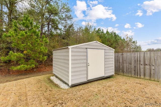 95 Bristol Lane, Wetumpka, AL 36092