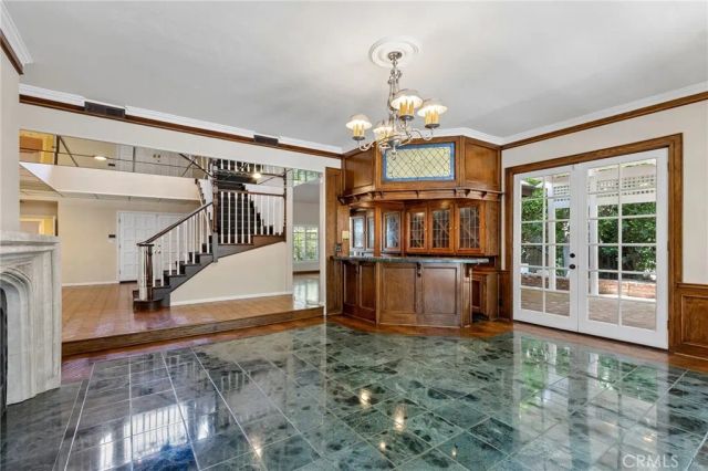 10190 Baywood Court, Los Angeles, CA 90077