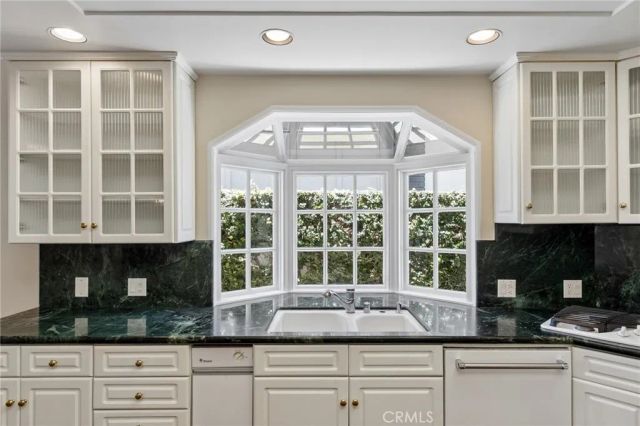 10190 Baywood Court, Los Angeles, CA 90077