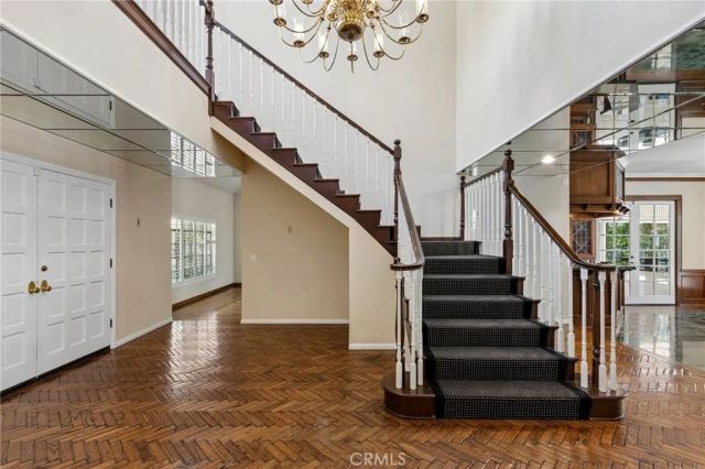 10190 Baywood Court, Los Angeles, CA 90077