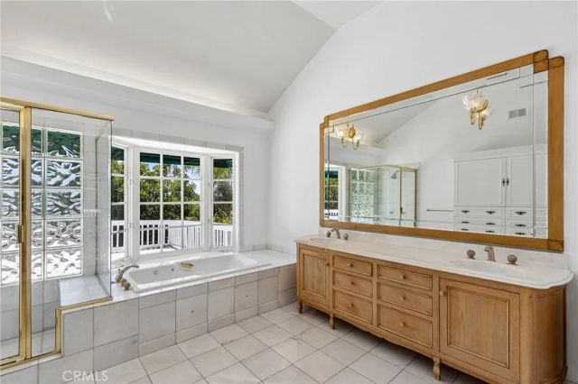 10190 Baywood Court, Los Angeles, CA 90077
