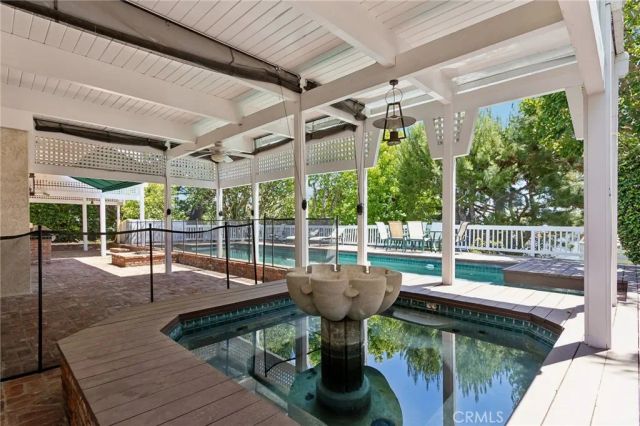 10190 Baywood Court, Los Angeles, CA 90077