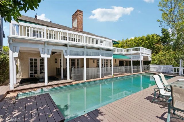 10190 Baywood Court, Los Angeles, CA 90077