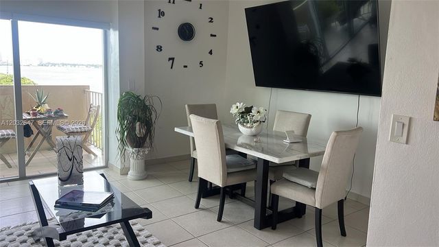 880 NE 69th Street 6R, Miami, FL 33138