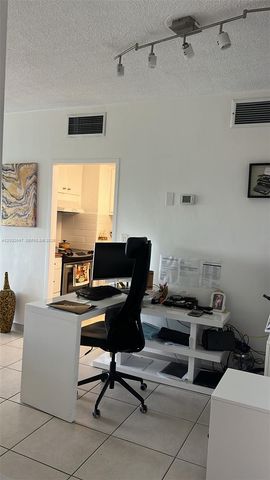 880 NE 69th Street 6R, Miami, FL 33138
