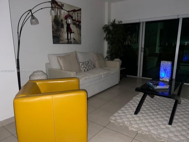 880 NE 69th Street 6R, Miami, FL 33138