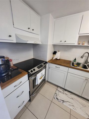 880 NE 69th Street 6R, Miami, FL 33138