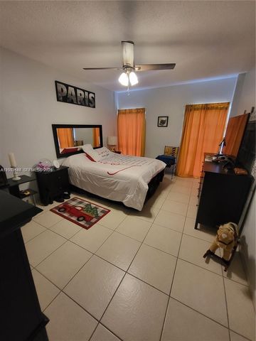 880 NE 69th Street 6R, Miami, FL 33138