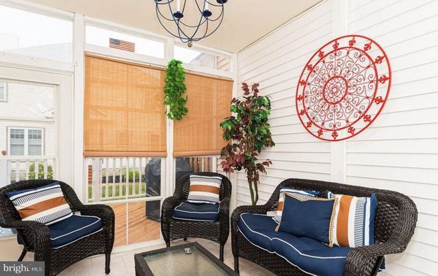 1002 BAYBREEZE LN, Ocean Pines, MD 21811