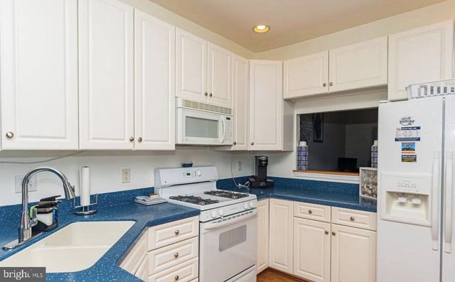 1002 BAYBREEZE LN, Ocean Pines, MD 21811