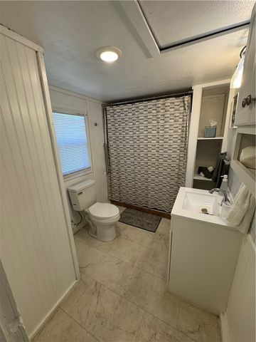 1110 Elgin St, Corpus Christi, TX 78405