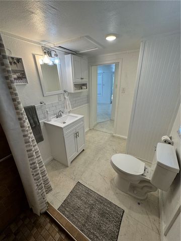 1110 Elgin St, Corpus Christi, TX 78405