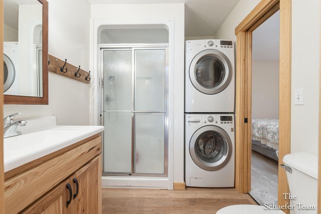 11256 S Roby Lake Drive, Baldwin, MI 49304