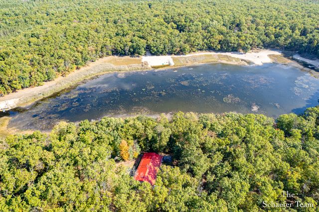 11256 S Roby Lake Drive, Baldwin, MI 49304