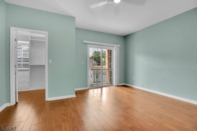 8 Allister Ct, Lincoln Park Boro, NJ 07035