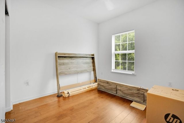 8 Allister Ct, Lincoln Park Boro, NJ 07035