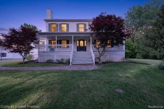 10301 Horseshoe Circle, Independence Charter Township, MI 48348