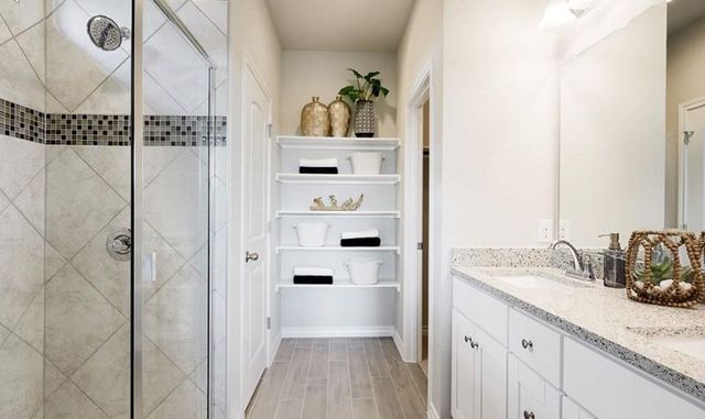 737 Drystone TRL, Liberty Hill, TX 78642