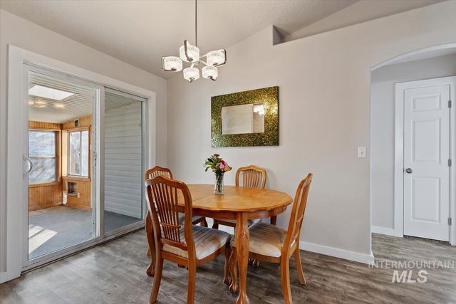 1700 S Camas, Nampa, ID 83686