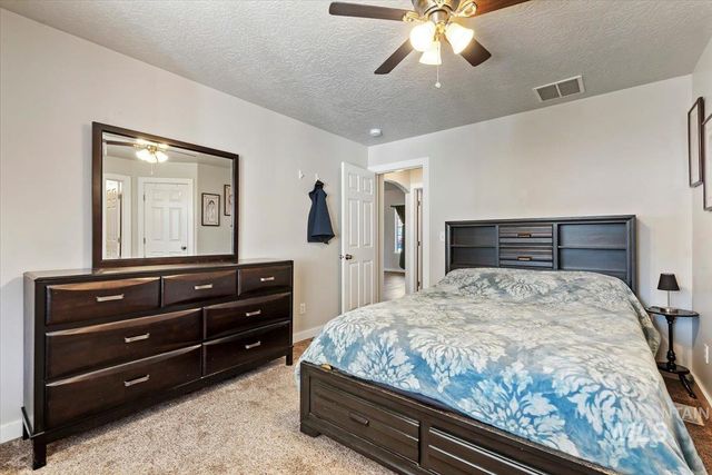 1700 S Camas, Nampa, ID 83686