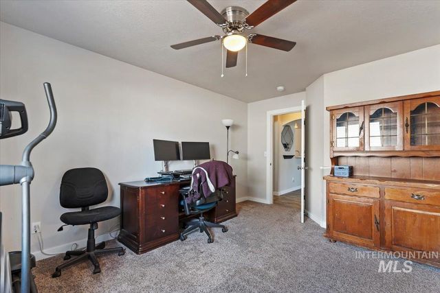 1700 S Camas, Nampa, ID 83686