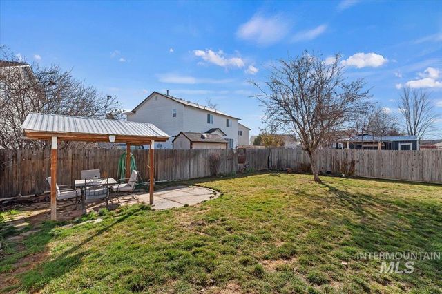 1700 S Camas, Nampa, ID 83686