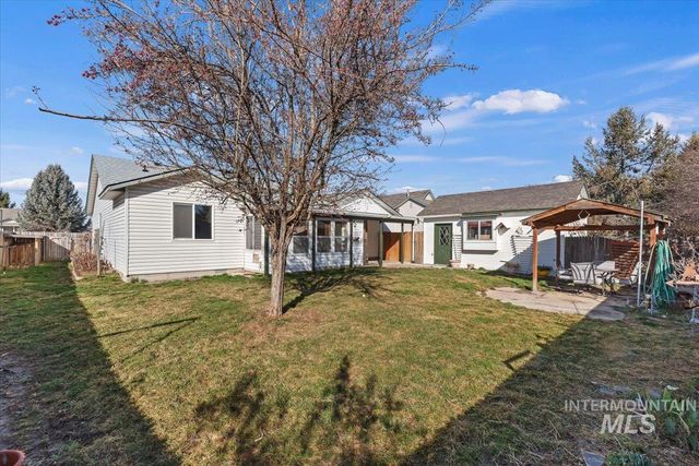 1700 S Camas, Nampa, ID 83686