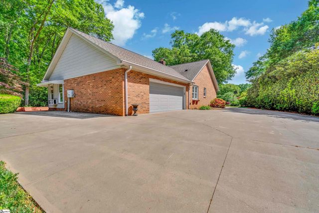 106 N Lady Slipper Lane, Greer, SC 29650