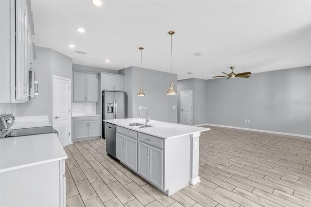 1048 DOWNSWING PLACE, Davenport, FL 33896