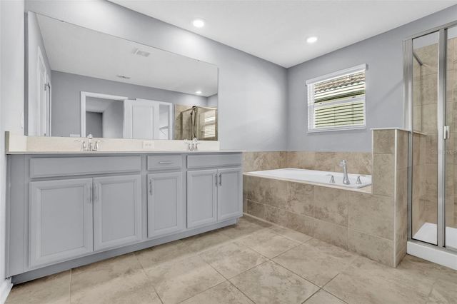 1048 DOWNSWING PLACE, Davenport, FL 33896