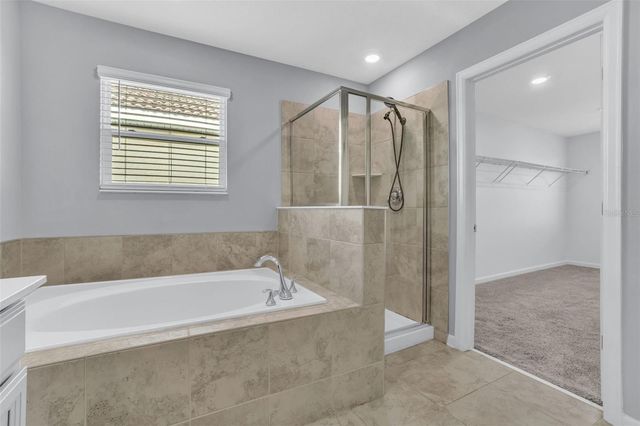 1048 DOWNSWING PLACE, Davenport, FL 33896