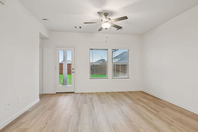 3516 Bridgeport Drive, Farmersville, TX 75442