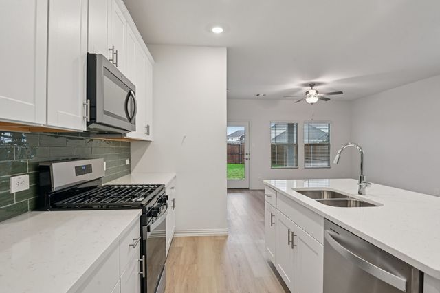 3516 Bridgeport Drive, Farmersville, TX 75442