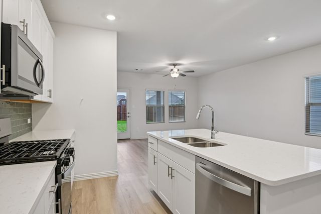 3516 Bridgeport Drive, Farmersville, TX 75442