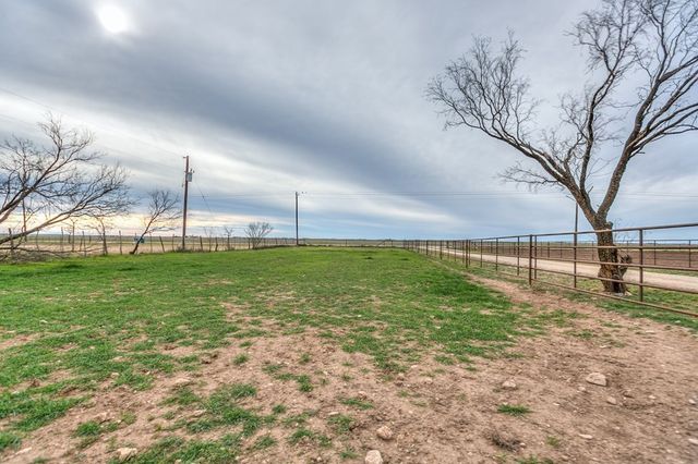 6650 Treece Rd, San Angelo, TX 76905