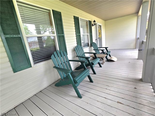 1742 Steese Road, Green, OH 44685