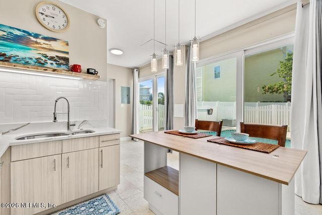209 GULL Circle, Ponte Vedra Beach, FL 32082