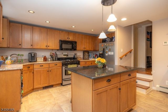 5 Clark St, Spotswood Boro, NJ 08884