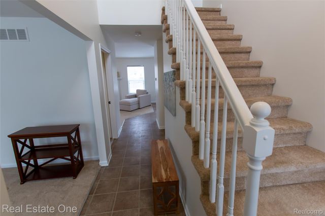 146 Jordyn Way, Oxford Village, MI 48371