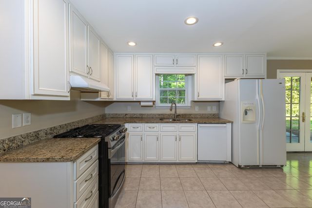230 Whitney Way, Fayetteville, GA 30214