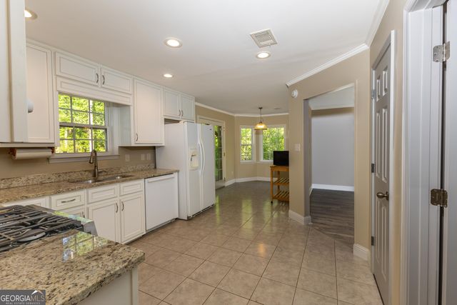 230 Whitney Way, Fayetteville, GA 30214