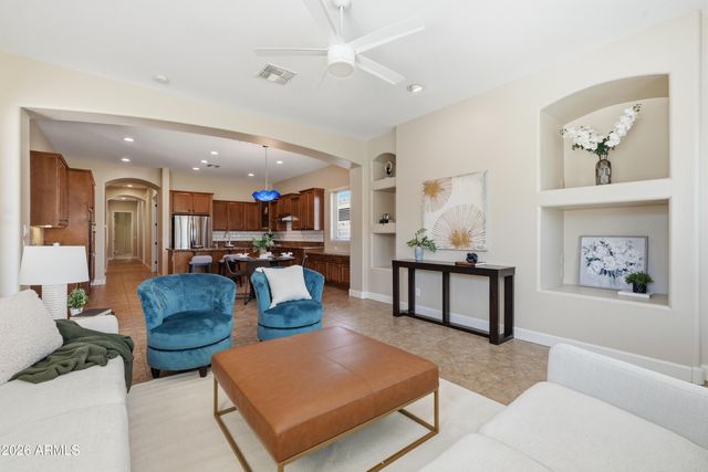 18116 W WILLOW Drive, Goodyear, AZ 85338