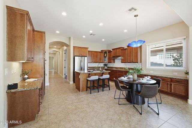 18116 W WILLOW Drive, Goodyear, AZ 85338