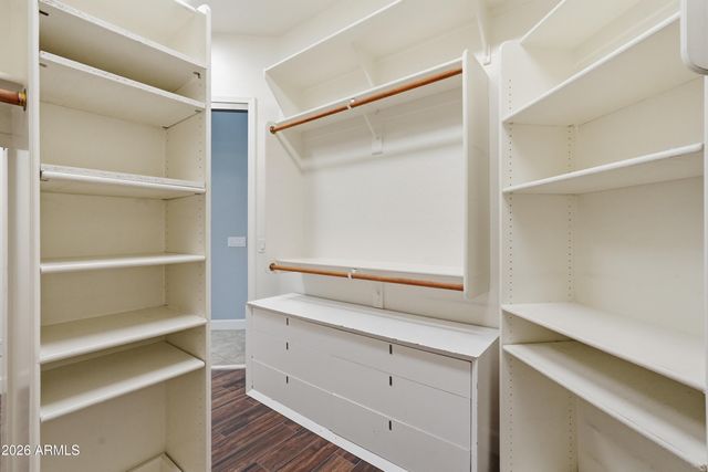 18116 W WILLOW Drive, Goodyear, AZ 85338