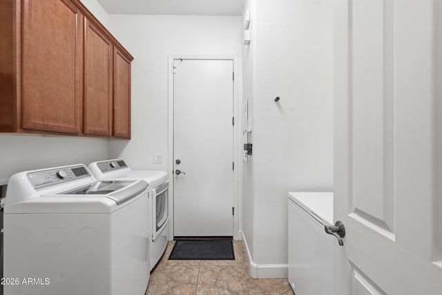 18116 W WILLOW Drive, Goodyear, AZ 85338