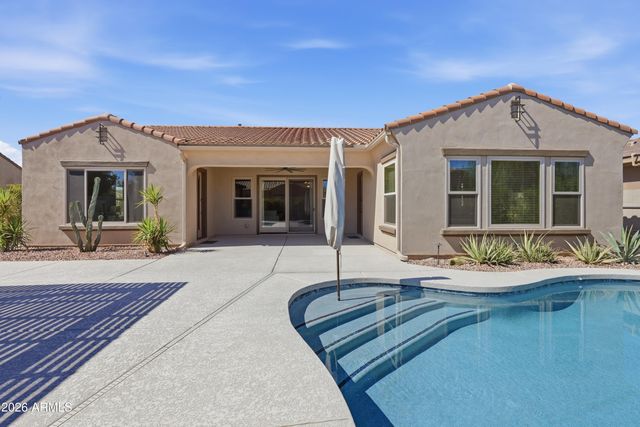 18116 W WILLOW Drive, Goodyear, AZ 85338