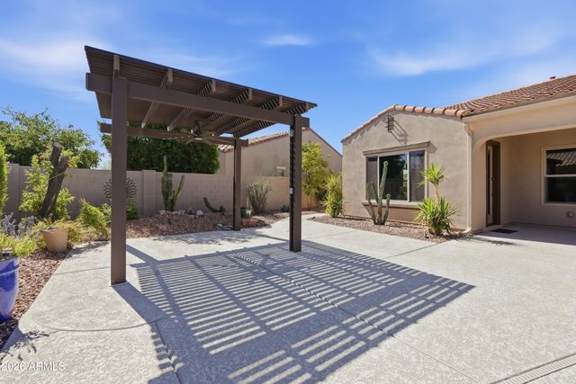 18116 W WILLOW Drive, Goodyear, AZ 85338