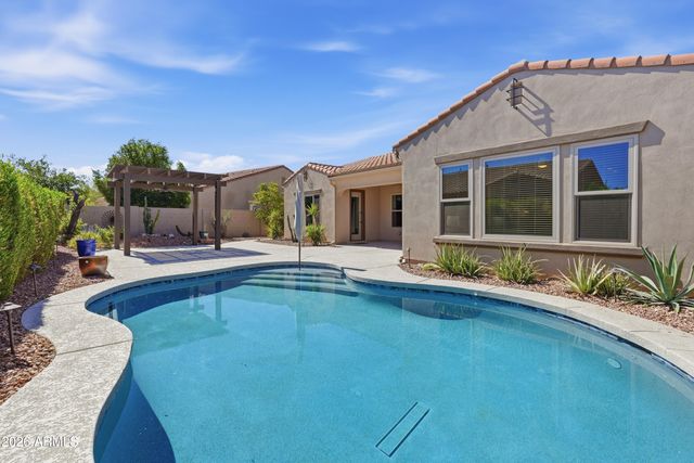 18116 W WILLOW Drive, Goodyear, AZ 85338