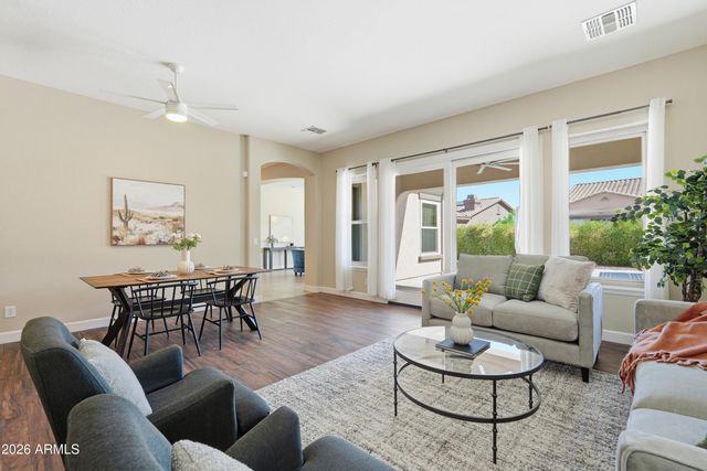 18116 W WILLOW Drive, Goodyear, AZ 85338